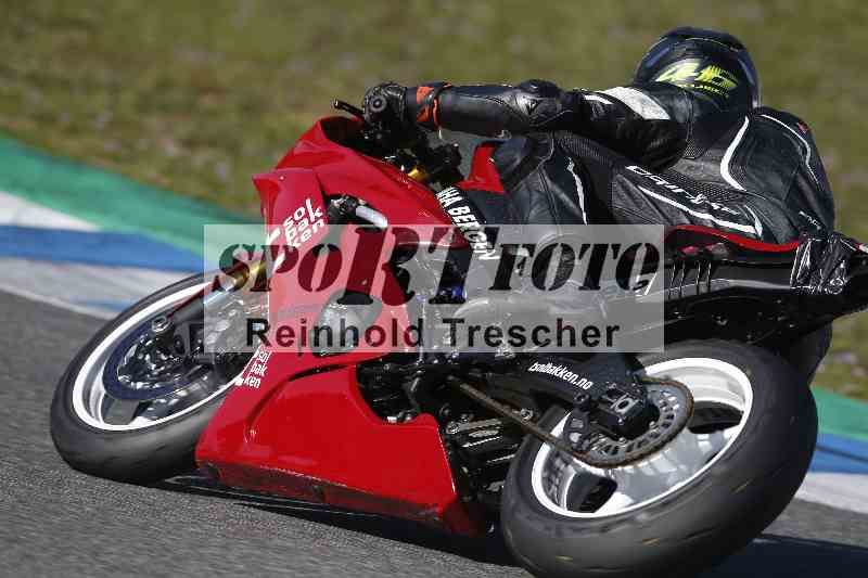 /Archiv-2024/02 29.01.-02.02.2024 Moto Center Thun Jerez/Gruppe rot-red/218